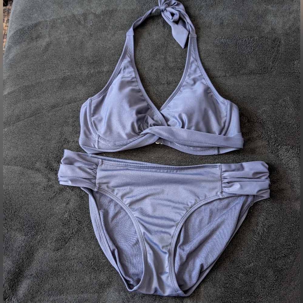 Athleta Swim Set Navy Blue Halter Bikini 34B/C Underwire Top Medium Bottom